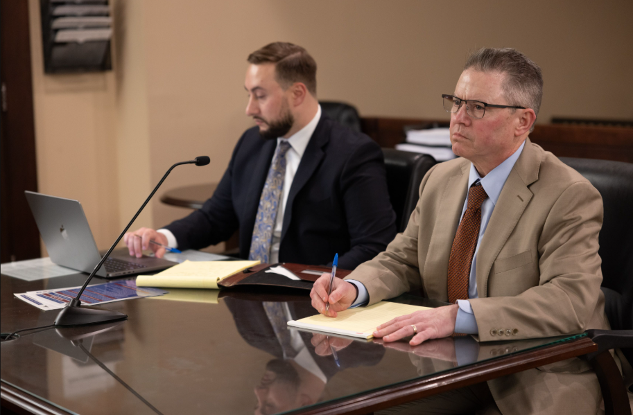 Two lawyers in a courtroom